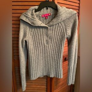 SO Ribbed Sweater, sz L